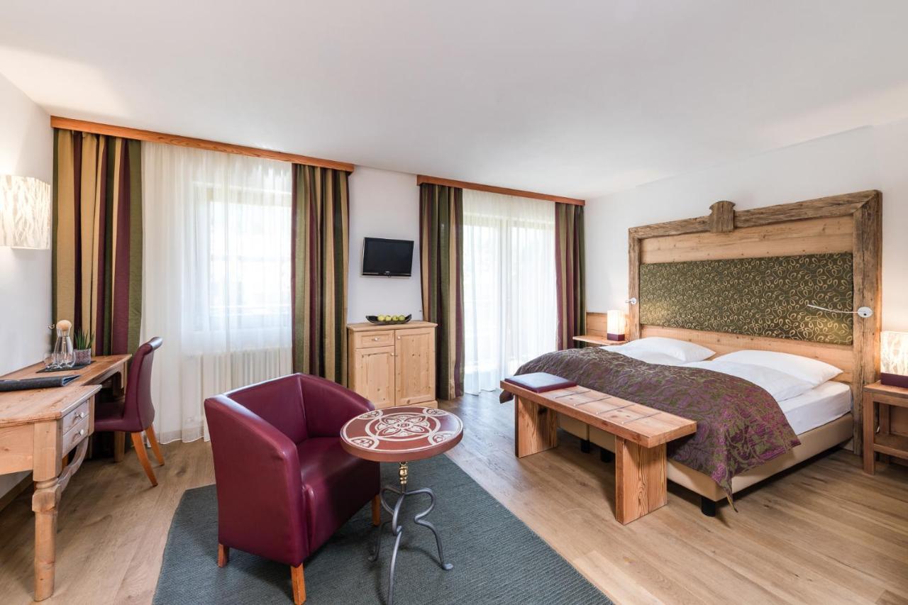 Suite Balcony,720932251:JPEG